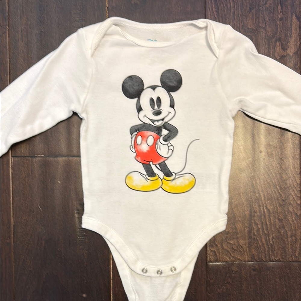 Disney Baby Gender Neutral White Mickey Mouse One Piece onesie! Worn one time!